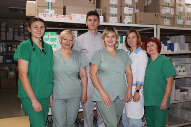 Фармацевти